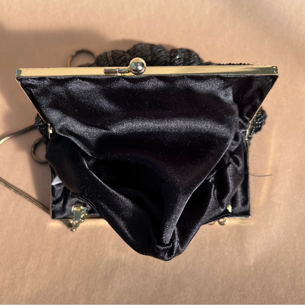 New Vintage Black Beaded Clamshell Mini Formal Purse - Picture 8 of 9